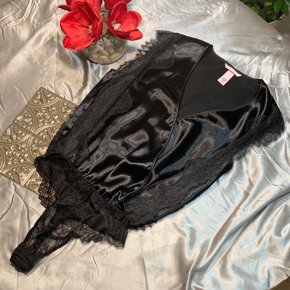 🌹VINTAGE Victoria's Secret • Black Satin and Lace Thong Bodysuit •